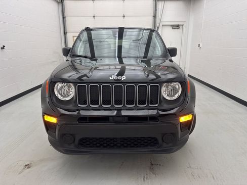Used 2023 Jeep Renegade Latitude image 7