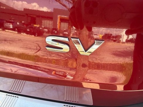 Used 2021 Nissan Rogue SV FWD image 5