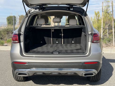 Used 2020 Mercedes-Benz GLC 300 image 13