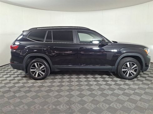 Used 2021 Volkswagen Atlas SE image 11