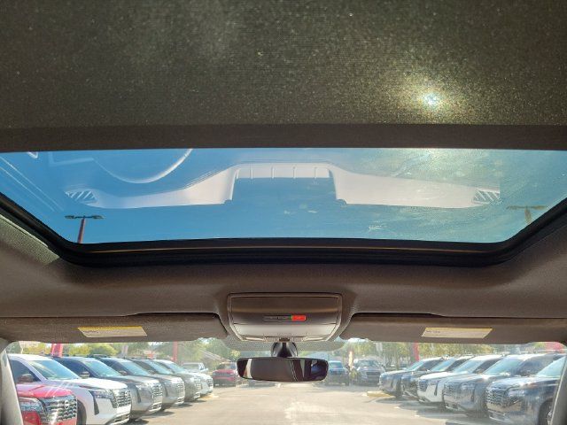 Used 2023 Volkswagen Atlas Cross Sport SE w/ Panoramic Sunroof Package FWD image 15