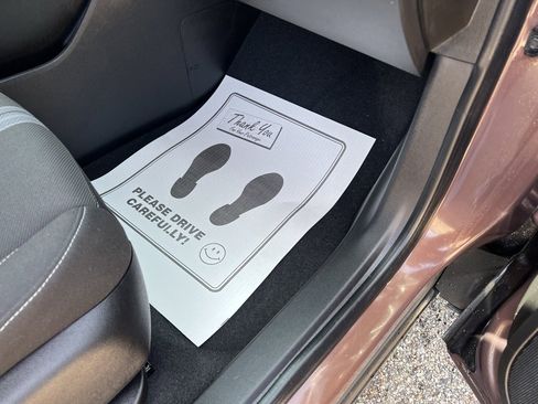 Used 2023 Chevrolet Blazer LT w/ Driver Confidence Package image 8