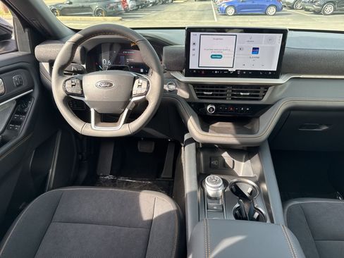 New 2026 Ford Explorer Tremor AWD/4WD image 9