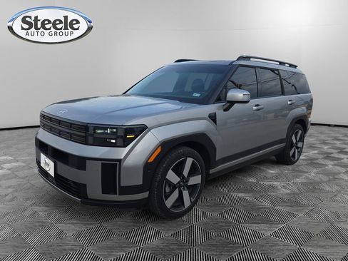 Used 2024 Hyundai Santa Fe Limited AWD/4WD image 1