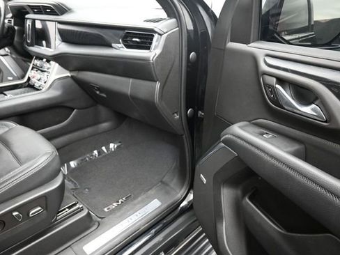 Used 2022 GMC Yukon Denali image 26