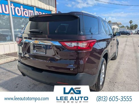 Used 2018 Chevrolet Traverse LT FWD image 3
