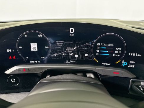 Certified 2022 Porsche Taycan RWD image 13