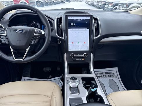 Used 2024 Ford Edge SEL w/ Convenience Package image 19