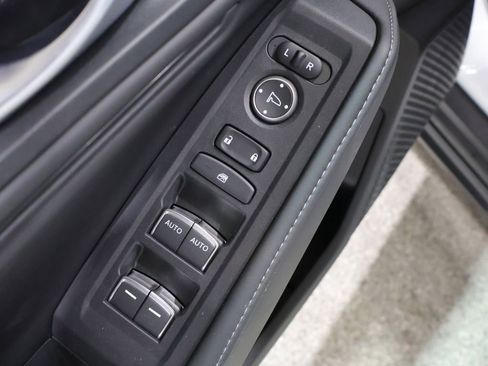 Used 2023 Honda Accord Sport image 14