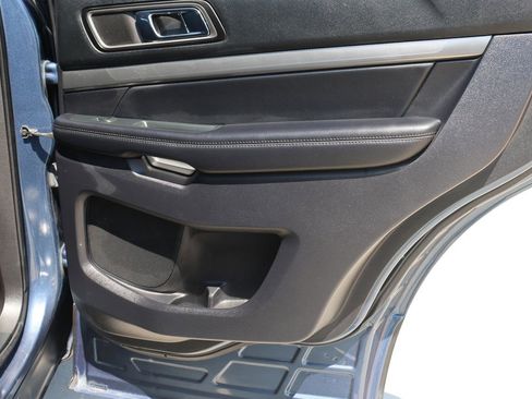 Used 2019 Ford Explorer XLT w/ Class II Trailer Tow Package image 16