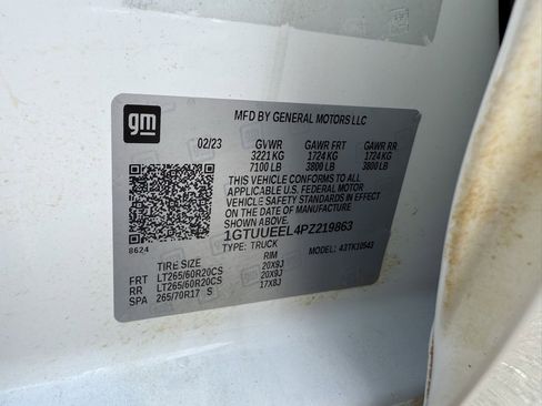 Used 2023 GMC Sierra 1500 AT4 w/ AT4 Preferred Package image 33