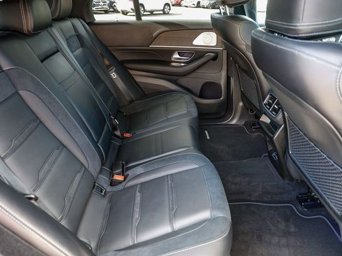 New 2026 Mercedes-Benz GLE 53 AMG 4MATIC image 18