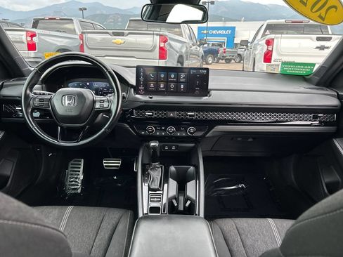 Used 2023 Honda Accord Sport image 6