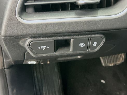 Used 2025 Kia K4 LXS image 17