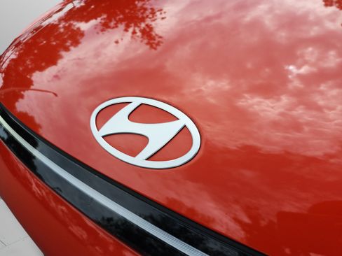 Certified 2024 Hyundai Kona SEL w/ Convenience Package FWD image 30
