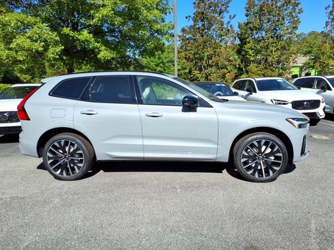 New 2026 Volvo XC60 B5 Ultra w/ Protection Package Premier AWD/4WD image 2