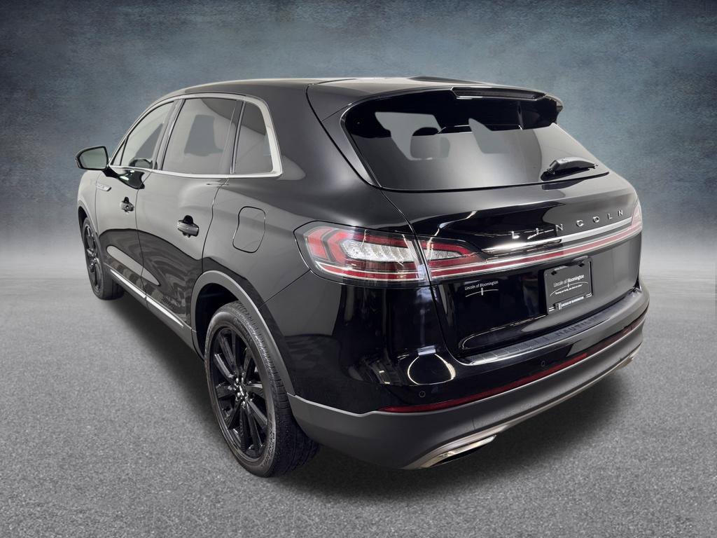 Used 2023 Lincoln Nautilus Reserve w/ Monochromatic Package AWD/4WD image 5