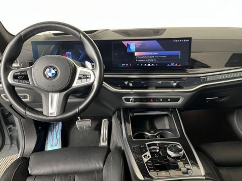 Used 2024 BMW X7 xDrive40i w/ M Sport Package image 13