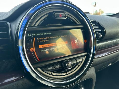 Used 2018 MINI Cooper Clubman w/ Cold Weather Package image 23