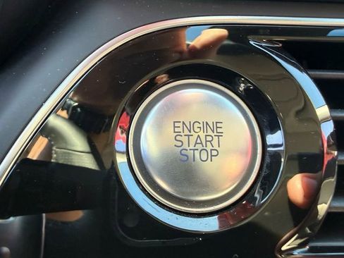 Used 2019 Genesis G70 2.0T Advanced w/ Elite Package image 27