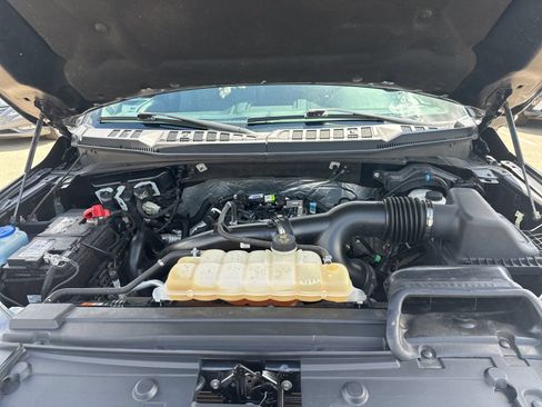 Used 2020 Ford F150 XLT w/ Equipment Group 302A Luxury AWD/4WD image 41