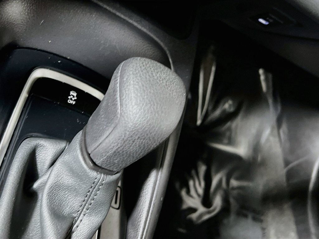 Used 2024 Toyota Corolla LE FWD image 20