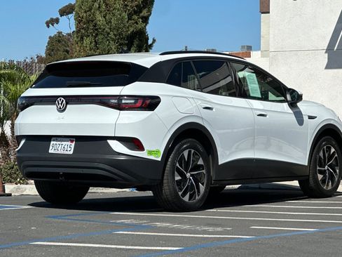 Used 2022 Volkswagen ID.4 Pro AWD/4WD image 4
