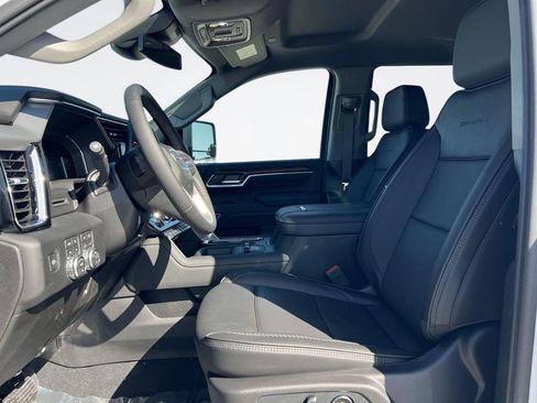 New 2026 GMC Sierra 3500 Denali AWD/4WD image 24