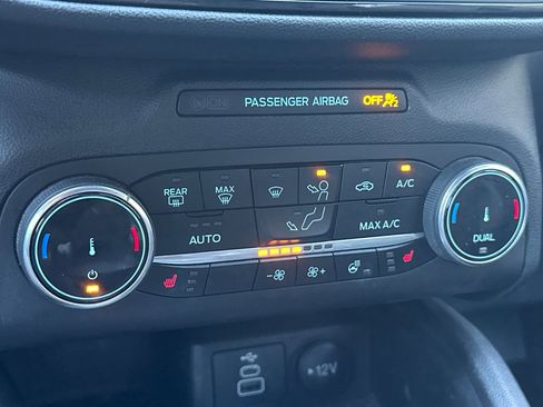 Used 2024 Ford Escape ST-Line Select image 20