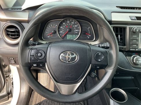 Used 2014 Toyota RAV4 XLE AWD/4WD image 16