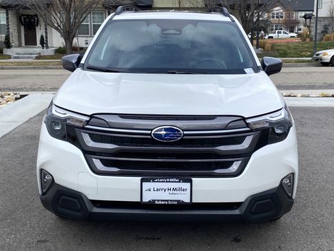 New 2026 Subaru Forester Premium image 9