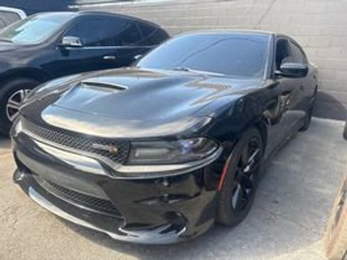 Used 2018 Dodge Charger R/T Scat Pack image 19
