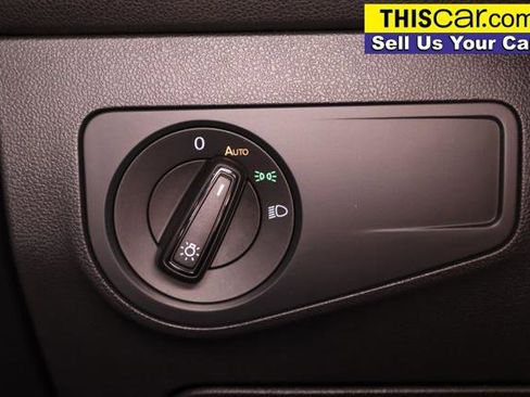 Used 2022 Volkswagen Tiguan S image 19