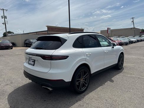 Used 2019 Porsche Cayenne AWD/4WD image 6