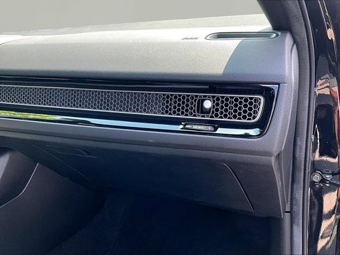 Certified 2025 Honda Civic Sport image 18