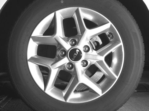 Used 2025 Kia Soul LX w/ LX Technology Package FWD image 14