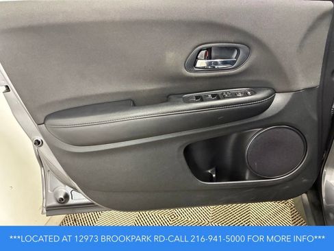 Used 2022 Honda HR-V LX image 7
