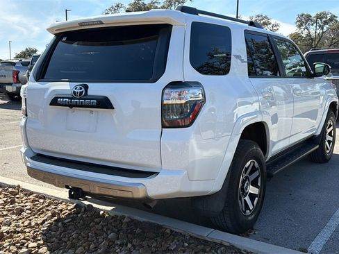 Used 2020 Toyota 4Runner TRD Off-Road image 6