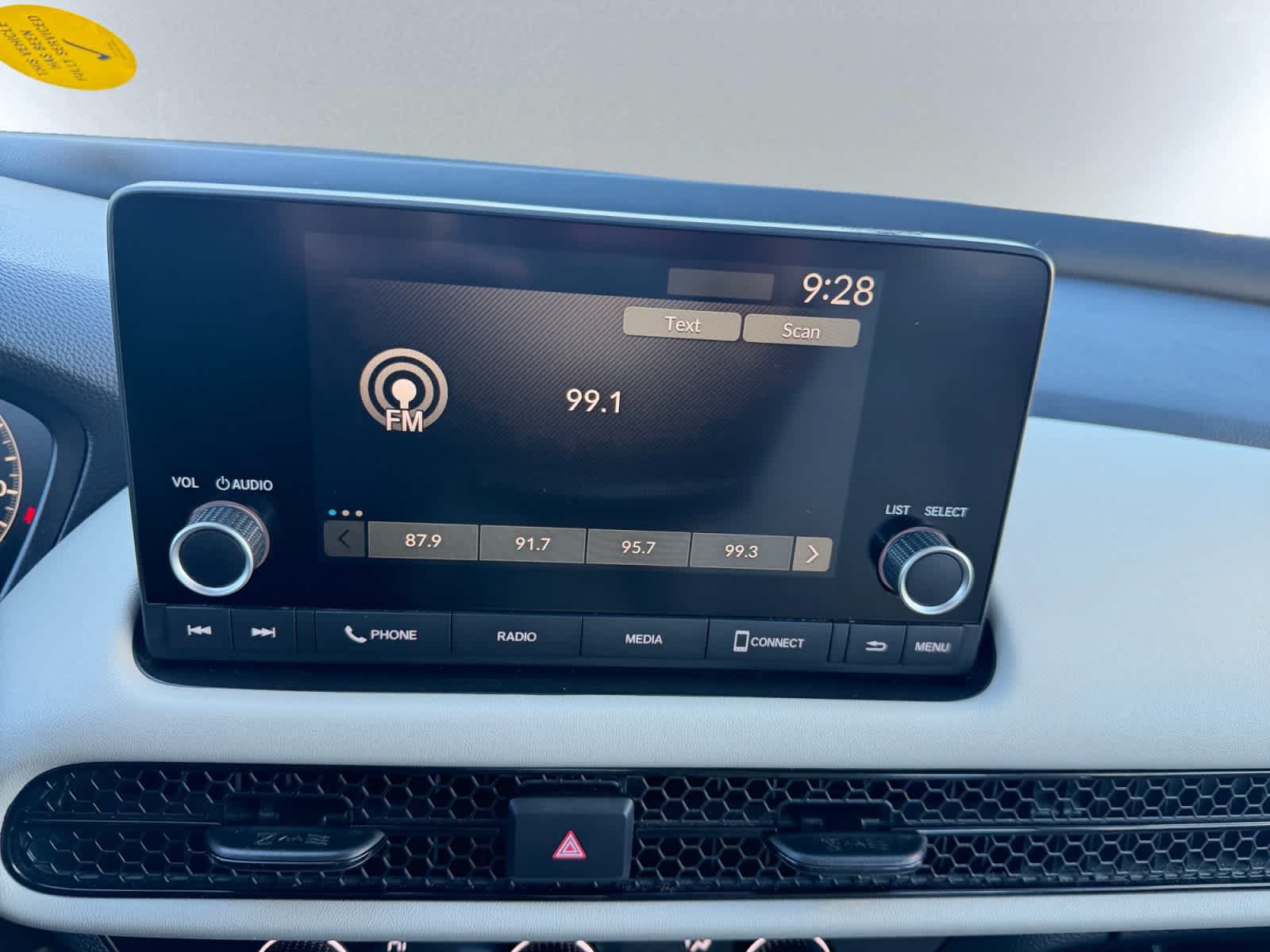 Used 2025 Honda HR-V LX image 14