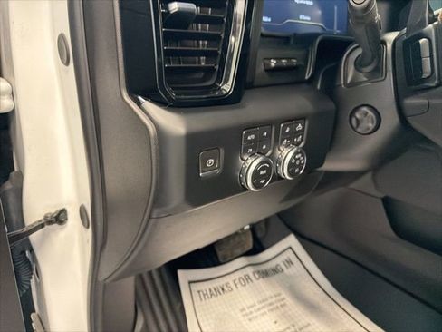 Used 2024 GMC Sierra 1500 AT4 w/ Technology Package image 23