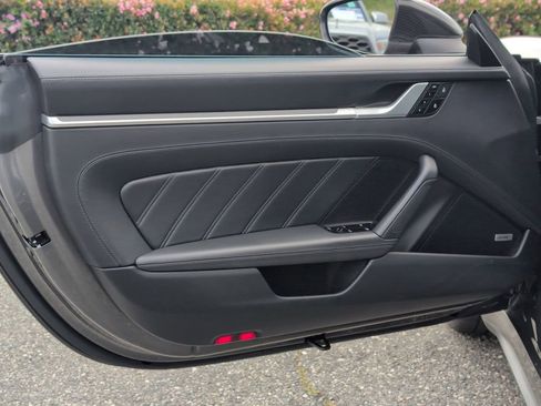 Used 2021 Porsche 911 Turbo image 13