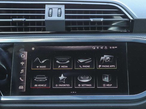 Used 2023 Audi Q3 2.0T Premium w/ Black Optic Sport Package AWD/4WD image 18