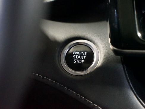 Certified 2024 Toyota Highlander XLE image 22