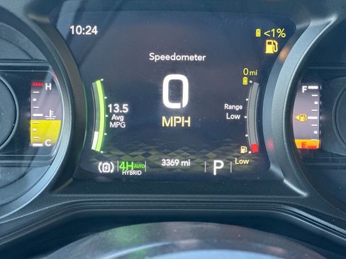 Used 2025 Jeep Wrangler Willys image 20