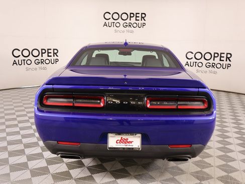 Used 2021 Dodge Challenger R/T w/ Plus Package image 18