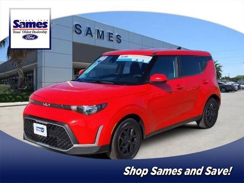 Used 2023 Kia Soul LX w/ Option Group 015 image 1