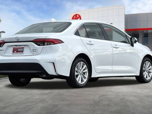 Certified 2026 Toyota Corolla XLE image 5