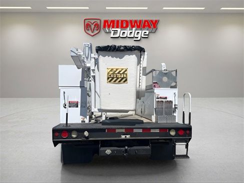 Used 2012 Ford F450 XL image 5