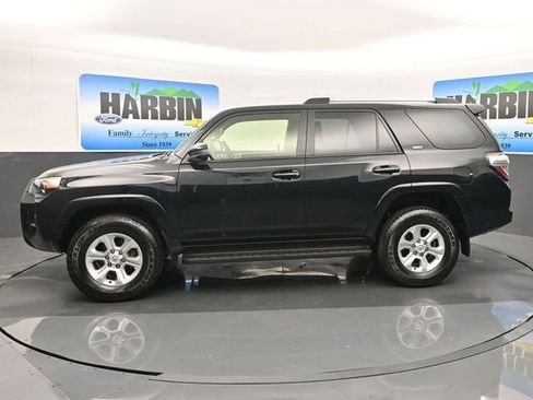 Used 2024 Toyota 4Runner SR5 image 2
