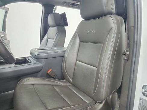 Used 2021 GMC Yukon XL Denali w/ Advanced Technology Package AWD/4WD image 20